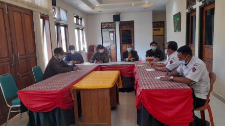 Rapat Koordinasi Penanganan Kasus Covid-19 di Desa Sepang